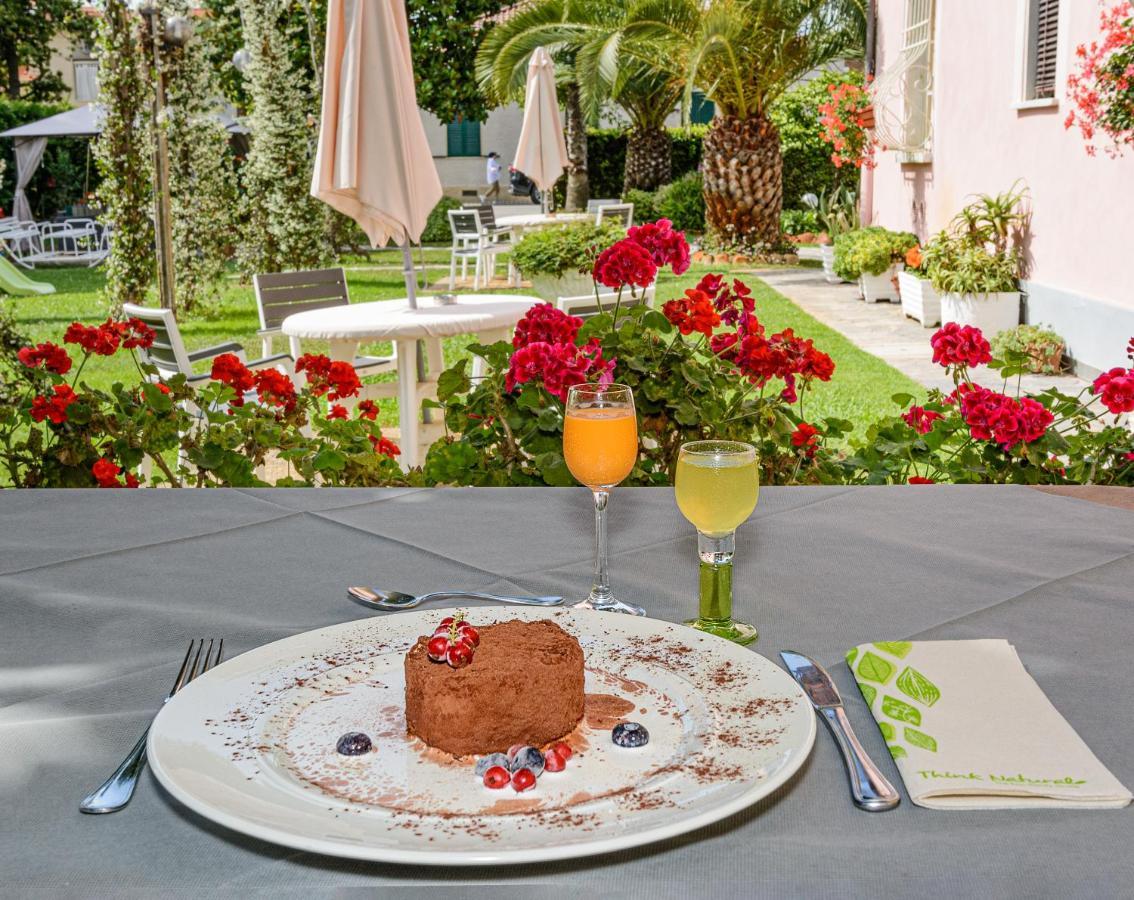 Hotel Ambra Forte dei Marmi Exterior photo