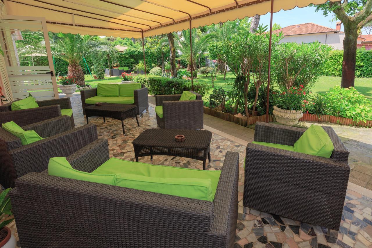 Hotel Ambra Forte dei Marmi Exterior photo